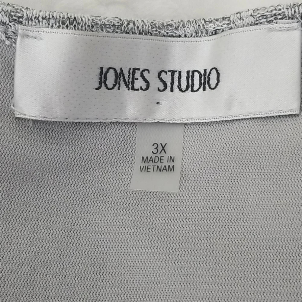 Jones Studio Tank - Picture 3 of 3